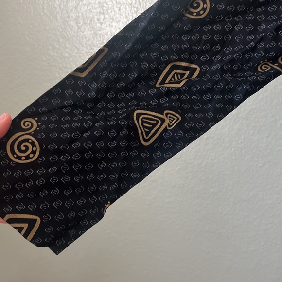 Dead stock Kimono style blazer with gold metal details - Picture 7 of 9